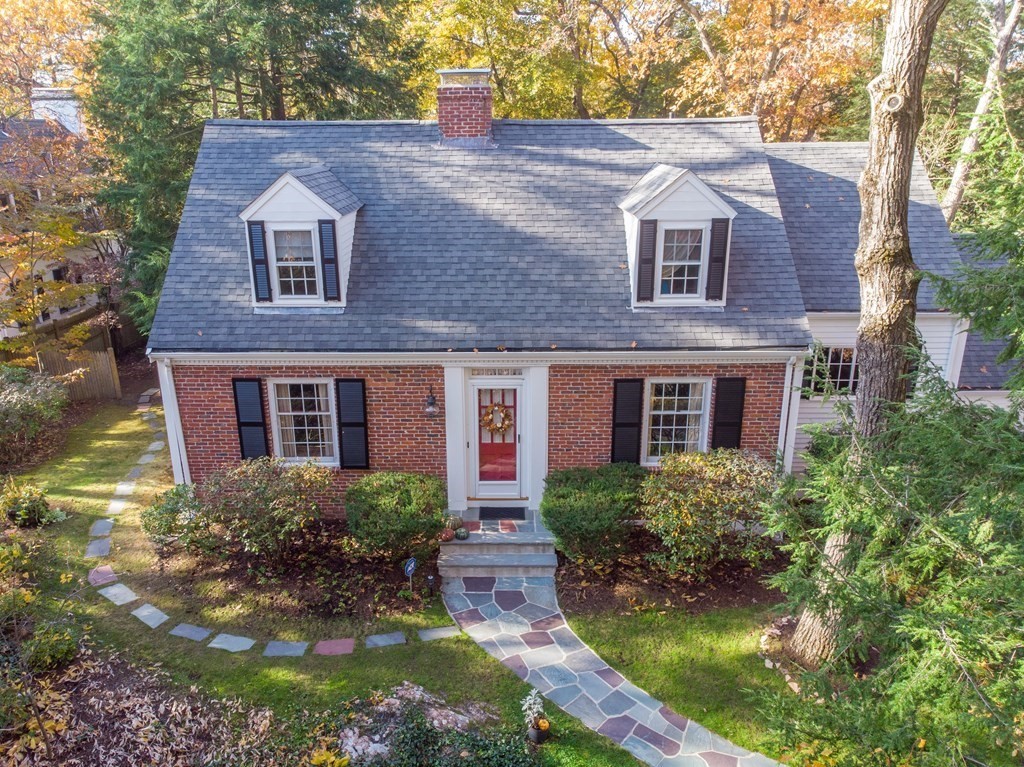 24 Bradford Road Wellesley, MA 02481 - Photo 1 of 30 Gallery Image 1