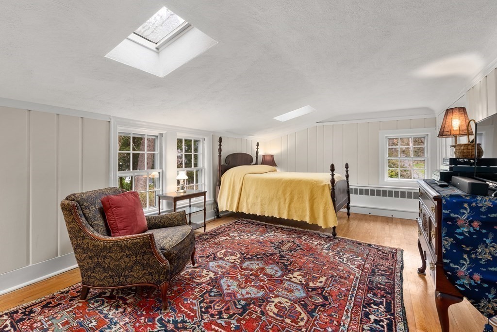 24 Bradford Road Wellesley, MA 02481 - Photo 20 of 30 Gallery Image 20