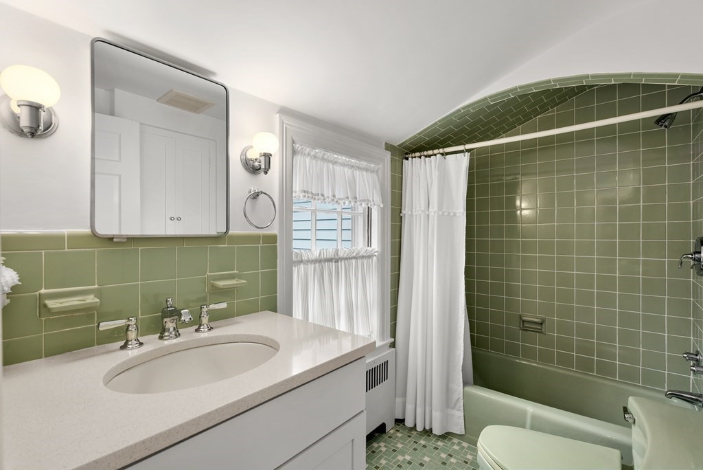 24 Bradford Road Wellesley, MA 02481 - Photo 23 of 30 Gallery Image 23