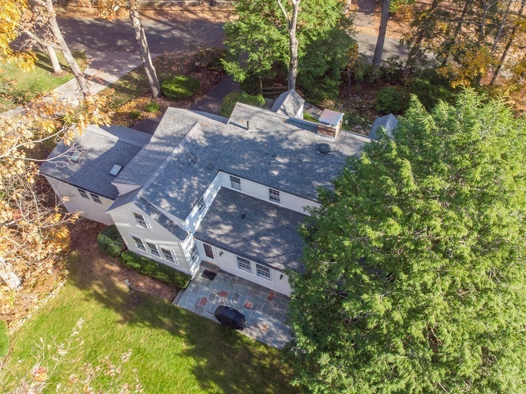 24 Bradford Road Wellesley, MA 02481 - Photo 3 of 30 Gallery Image 3