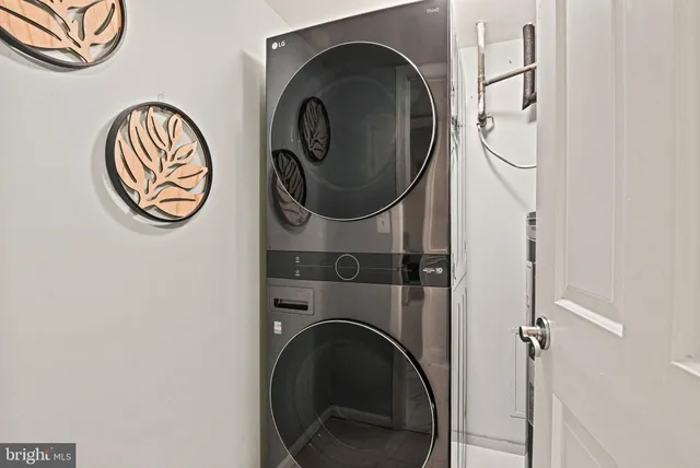 $585,000 | 7720 Tremayne Place, Unit 312, McLean, VA 22102