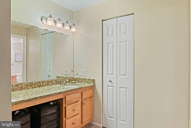 $585,000 | 7720 Tremayne Place, Unit 312, McLean, VA 22102