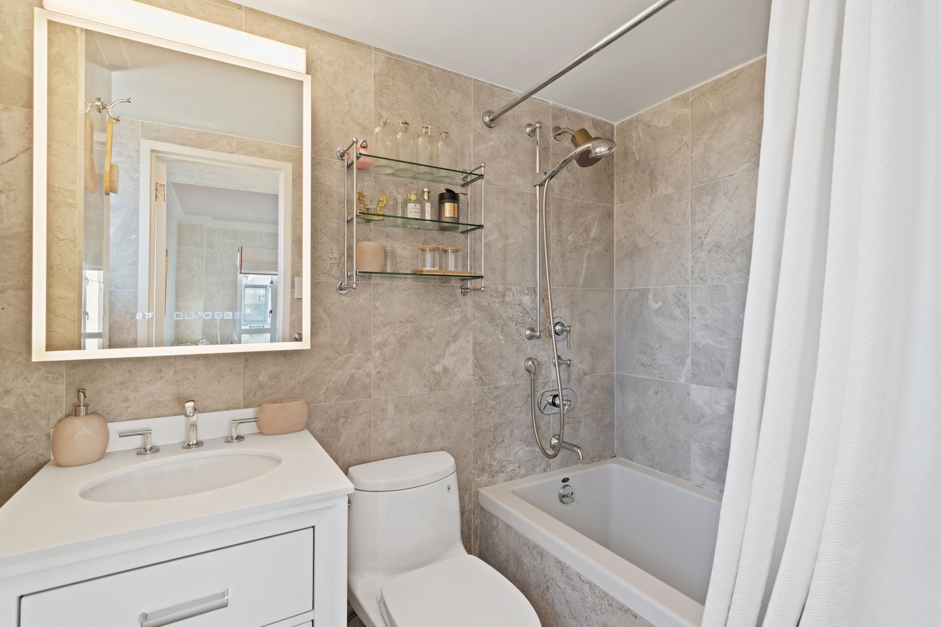 799 Park Avenue, Unit 17D Manhattan, NY 10021 - Photo 13 of 17