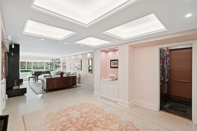 $2,800,000 | 799 Park Avenue, Unit 17D | Lenox Hill