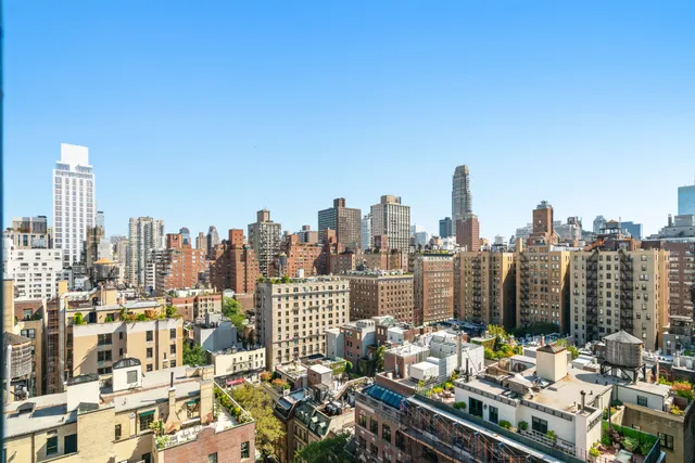 $2,800,000 | 799 Park Avenue, Unit 17D | Lenox Hill