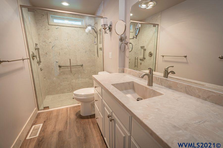 1297 Quinn Road Woodburn, OR 97071 - Photo 5 of 12 Gallery Image 5