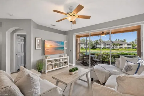 $399,000 | 6295 Wilshire Pines Circle, Unit 604, Naples, FL 34109