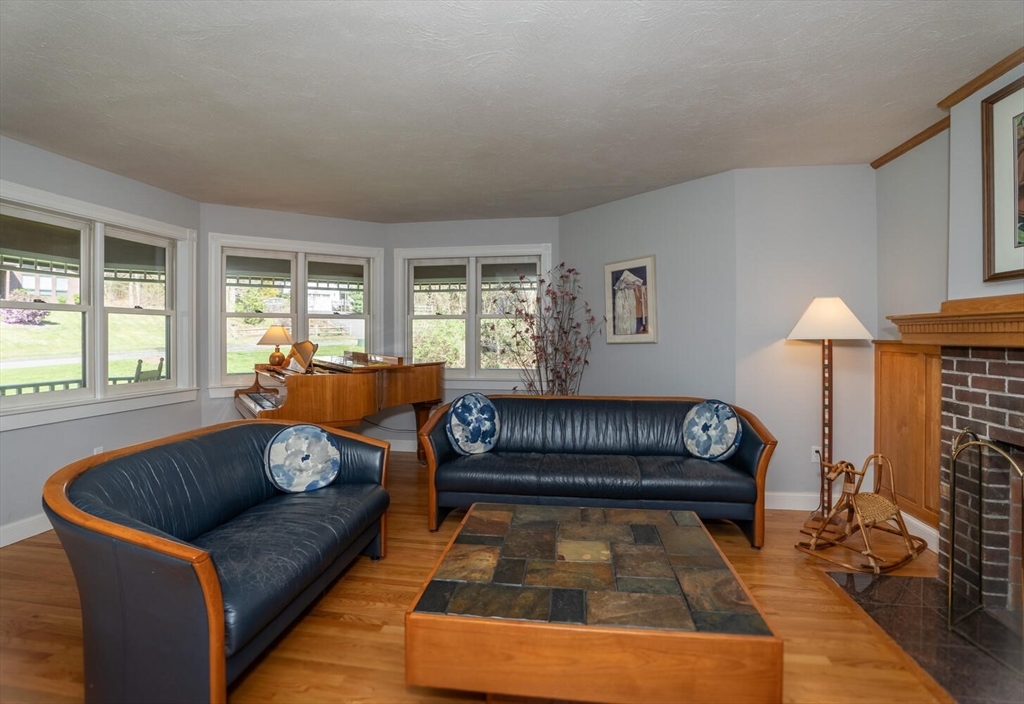 35 Woodlot Road Amherst, MA 01002 - Photo 8 of 41 Gallery Image 8