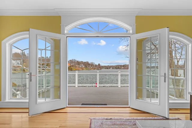 a view of a entryway door of the house