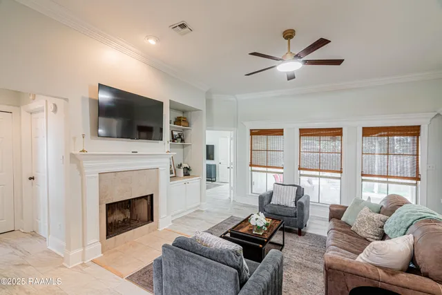 $4,500 | 130 Windermere Circle, Youngsville, LA 70592