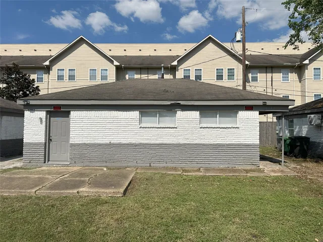$1,100 | 3833 Mt Pleasant Street, Houston, TX 77021