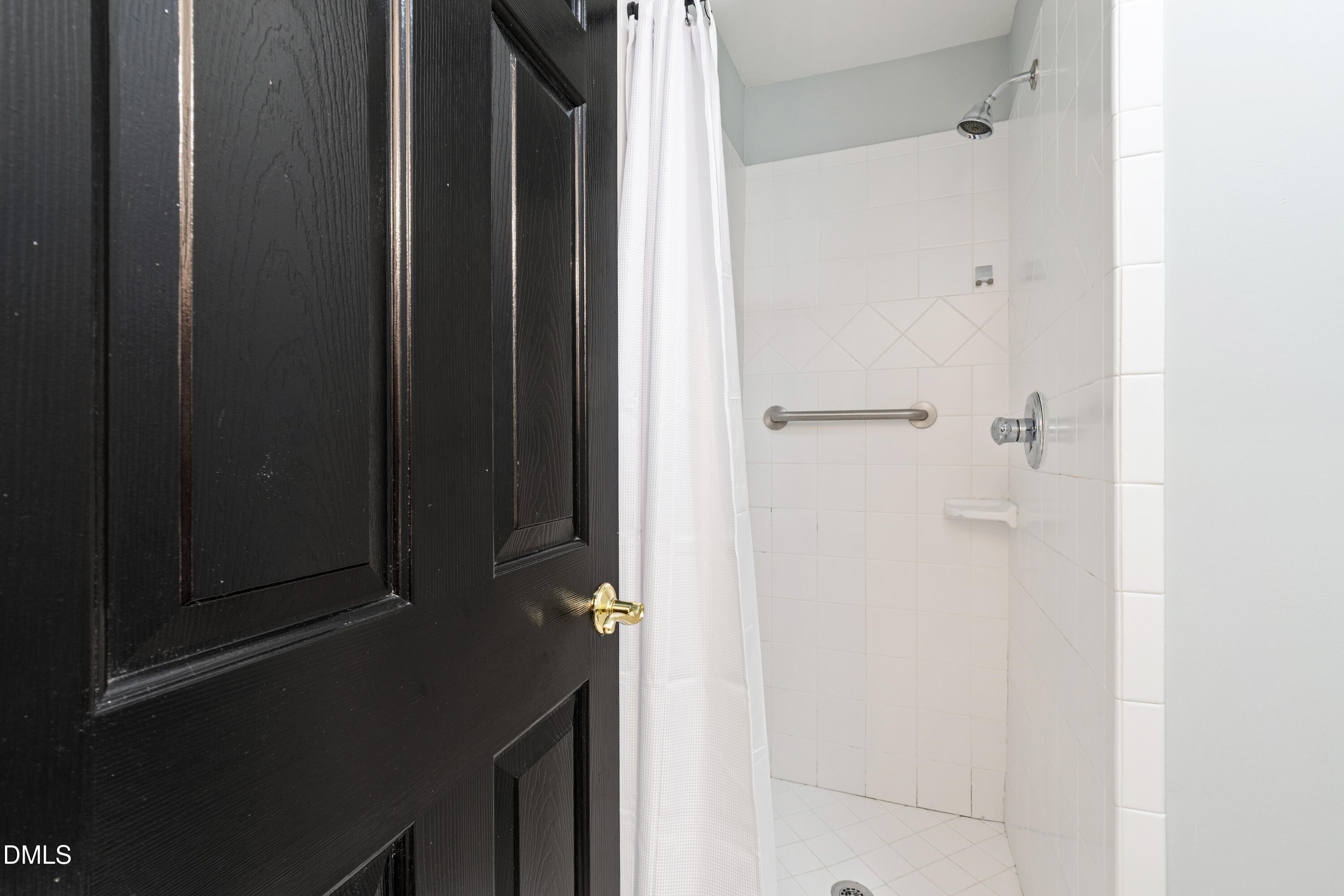 408 Troy Place Raleigh, NC 27609 - Photo 30 of 49 a bathroom with a sink