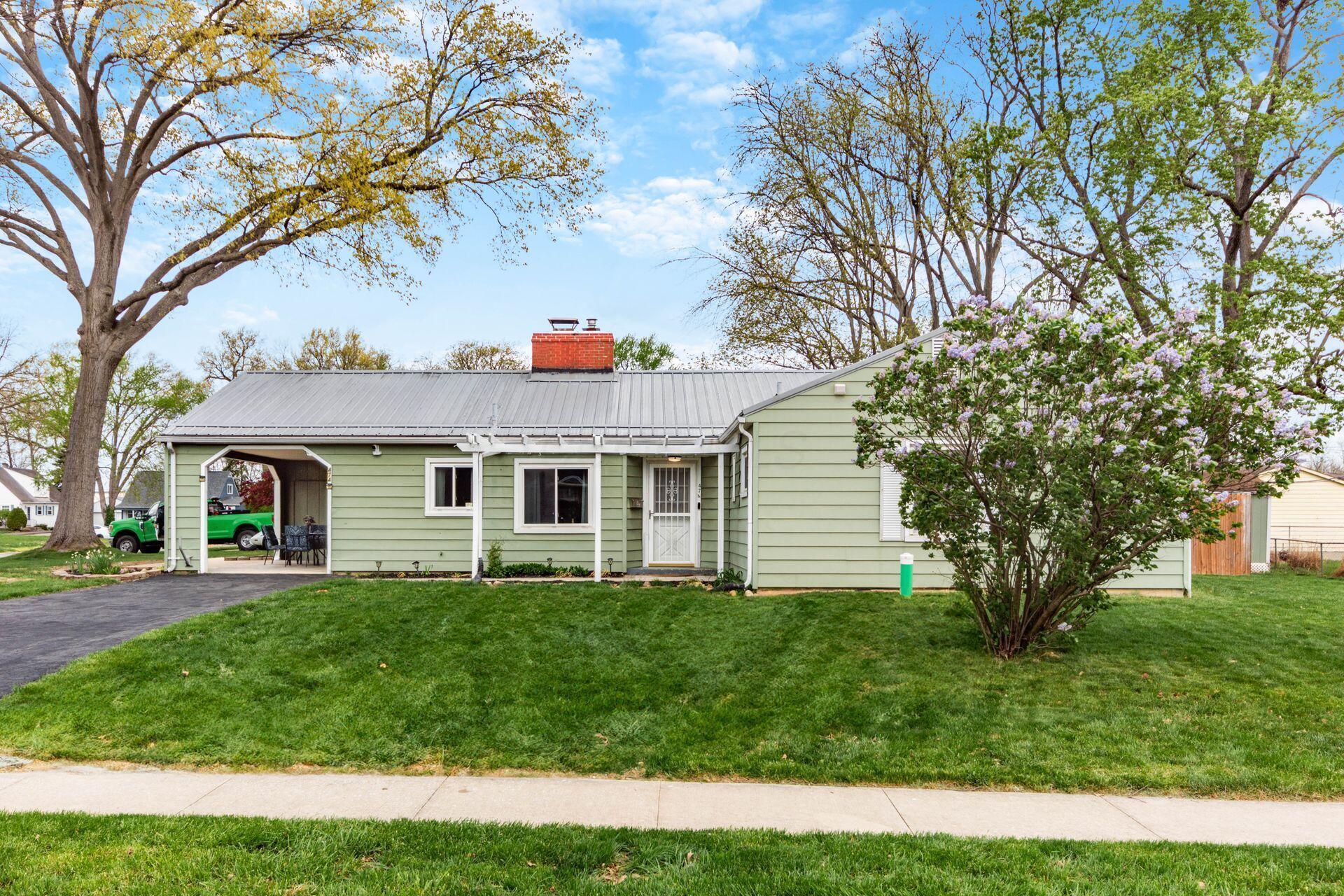 474 Darbyhurst Road Columbus, OH 43228 - Photo 4 of 36 Front