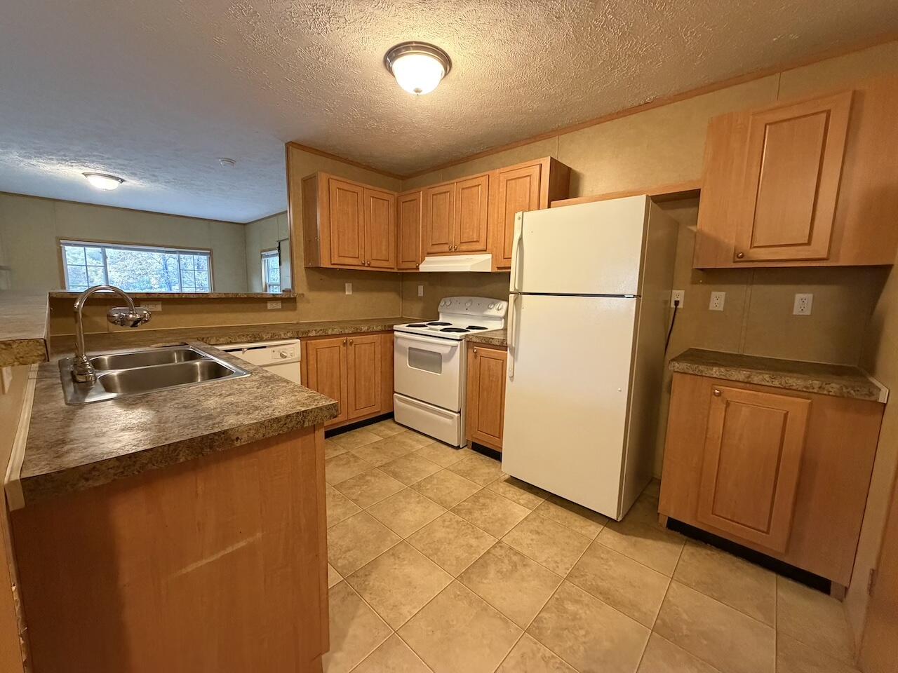 500 Inlet Drive Corinth, KY 41010 - Photo 4 of 12 Gallery Image 4