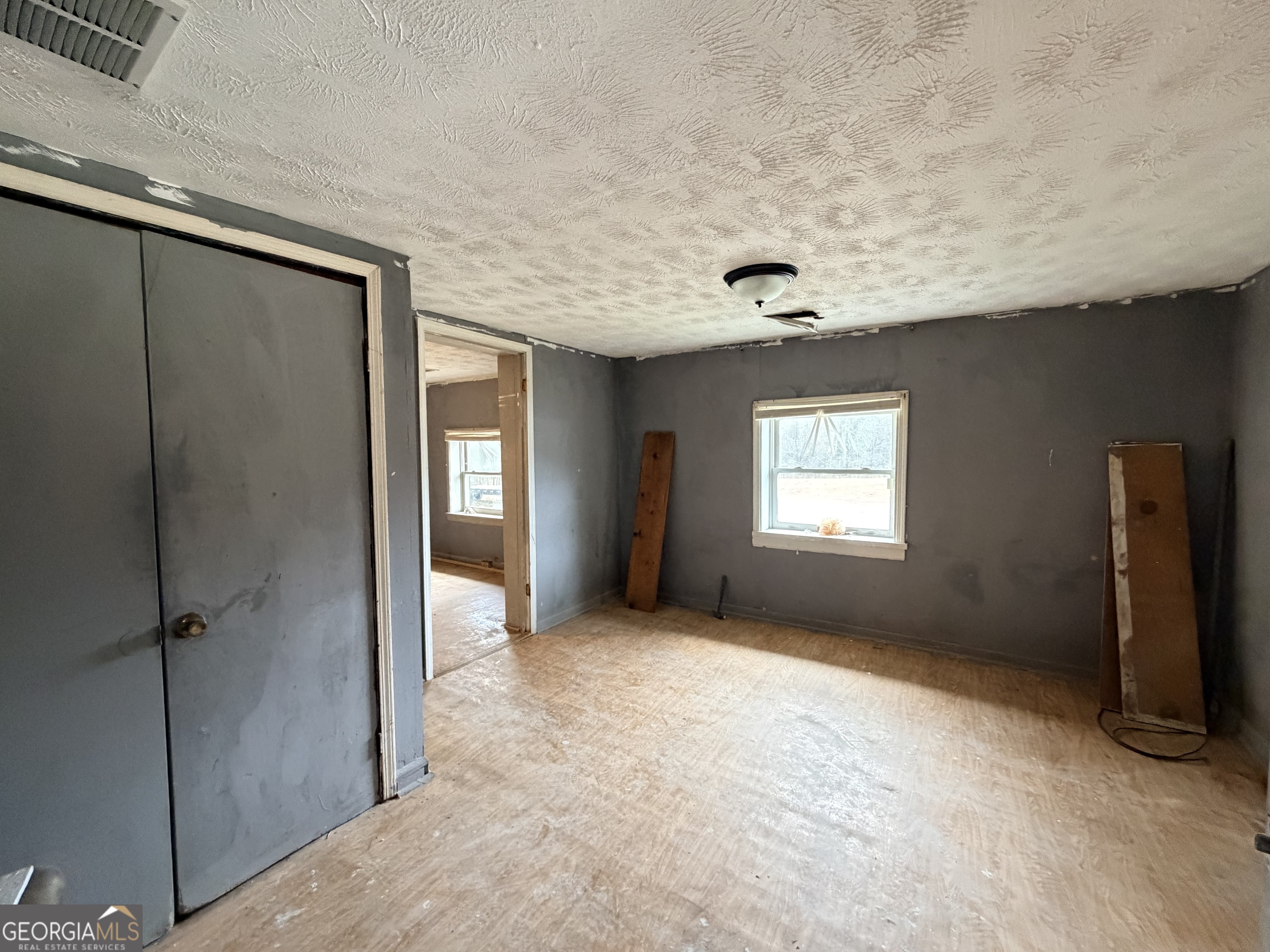 1966 Lake Rockaway Road Northwest Conyers, GA 30012 - Photo 4 of 24 a view of entryway