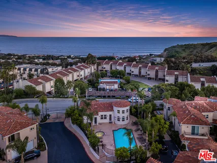 $1,990,000 | 23949 De Ville Way, Malibu, CA 90265