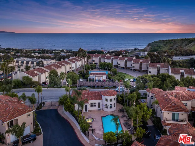 $1,990,000 | 23949 De Ville Way, Malibu, CA 90265
