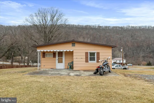 $89,900 | 48 Wayland Drive, Keyser, WV 26726