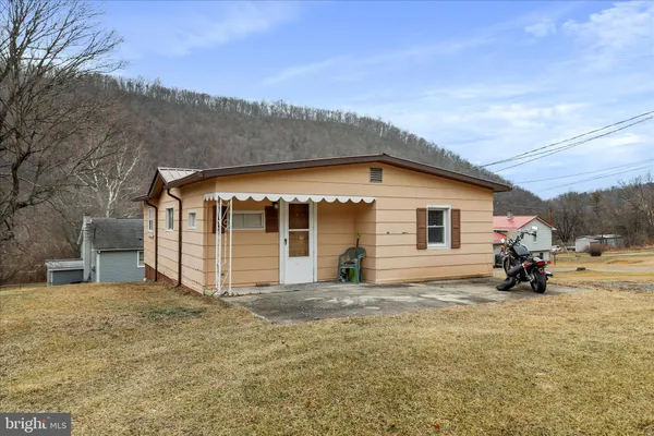 $89,900 | 48 Wayland Drive, Keyser, WV 26726