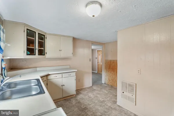 $89,900 | 48 Wayland Drive, Keyser, WV 26726