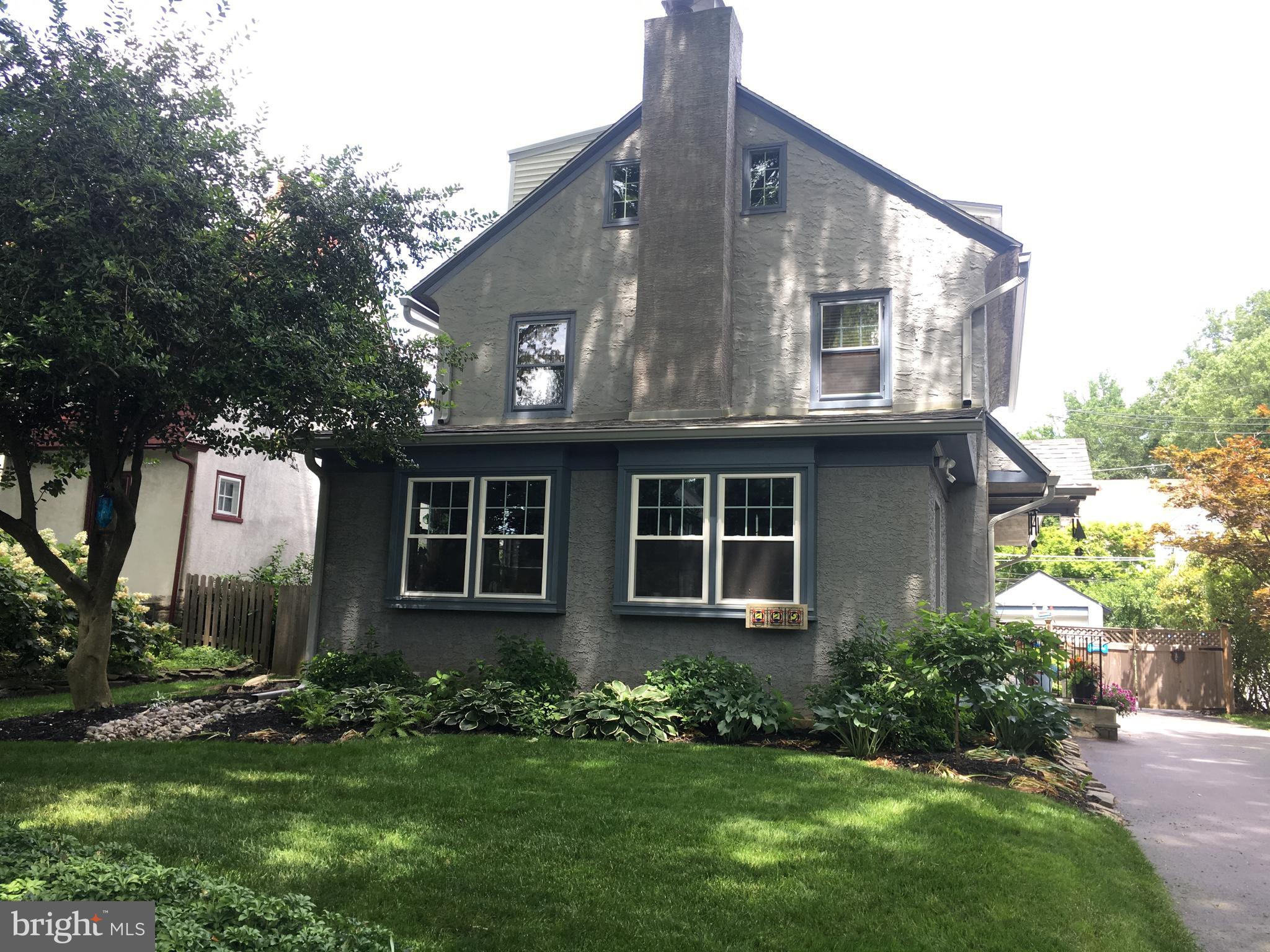 229 Avon Road Narberth, PA 19072 - Photo 33 of 37 Exterior in Summer