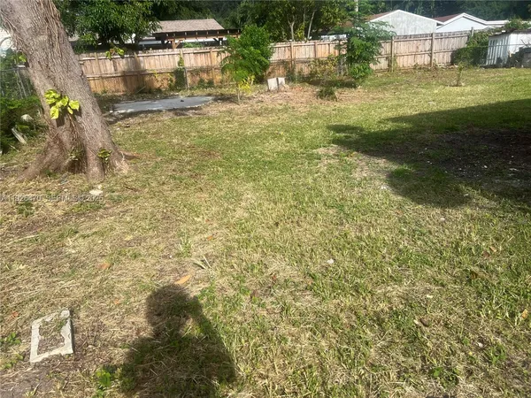 $2,750 | 3921 Southwest 59th Avenue, Unit A, West Park, FL 33023