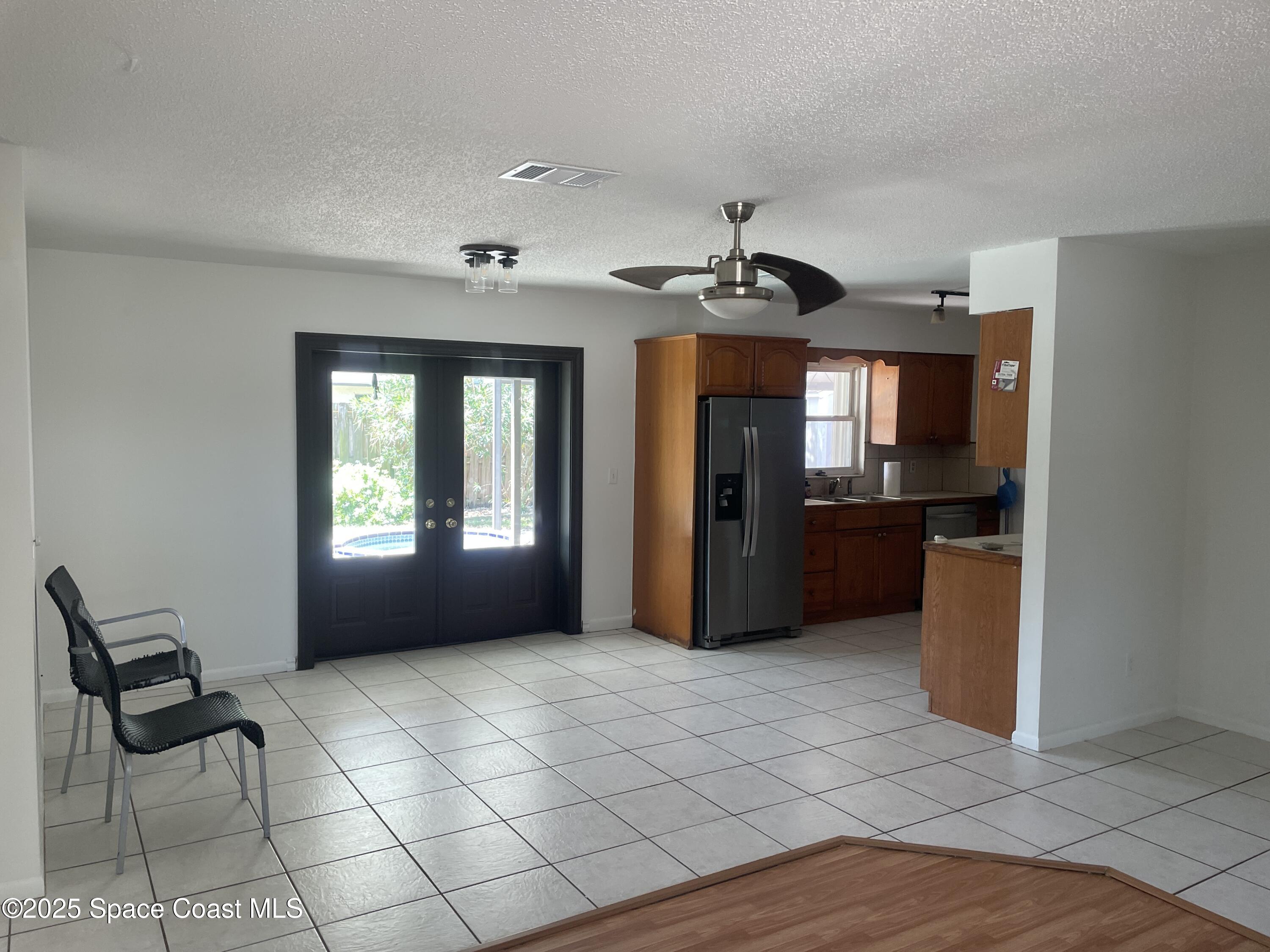 1981 Tallpalm Road Melbourne, FL 32935 - Photo 4 of 17 IMG_2852