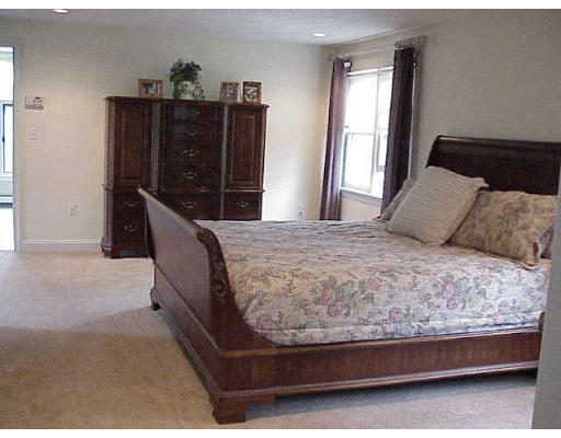14 Duck Road Reading, MA 01867 - Photo 7 of 12 Gallery Image 7