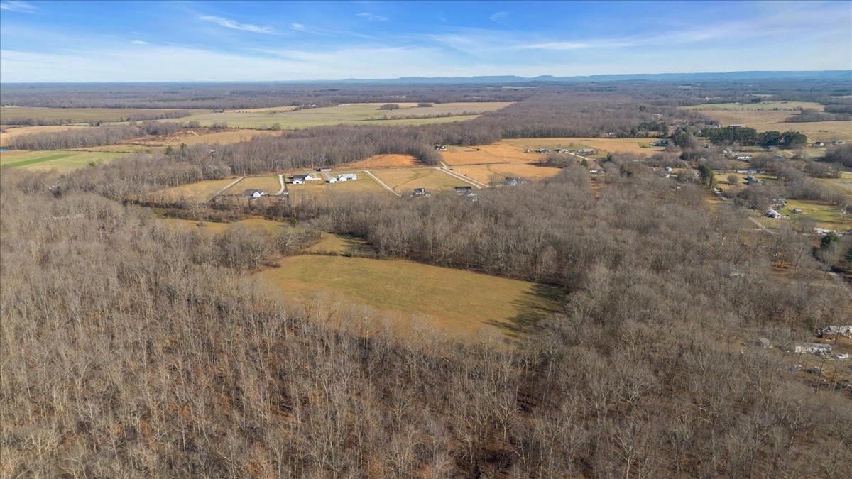 6527 Fredonia Road Manchester, TN 37355 - Photo 4 of 26