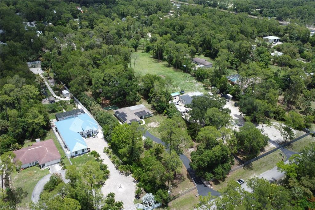 3425 29th Avenue Southwest Naples, FL 34117 - Photo 28 of 49
