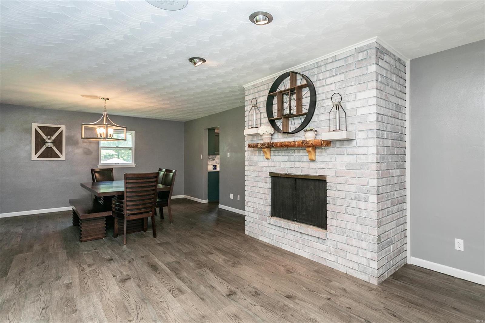 14620 Sportsmen Road Trenton, IL 62293 - Photo 8 of 40