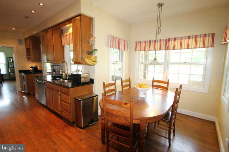 6809 Dorsey Road Laytonsville, MD 20882 - Photo 15 of 26 Kitchen