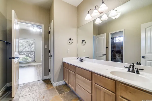 $724,900 | 386 Wentworth, Spring Branch, TX 78070