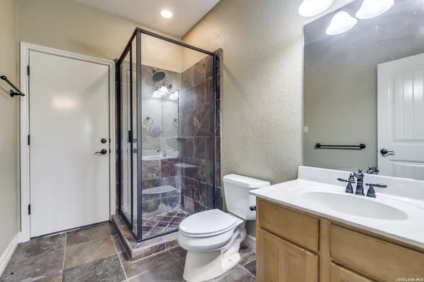 $724,900 | 386 Wentworth, Spring Branch, TX 78070