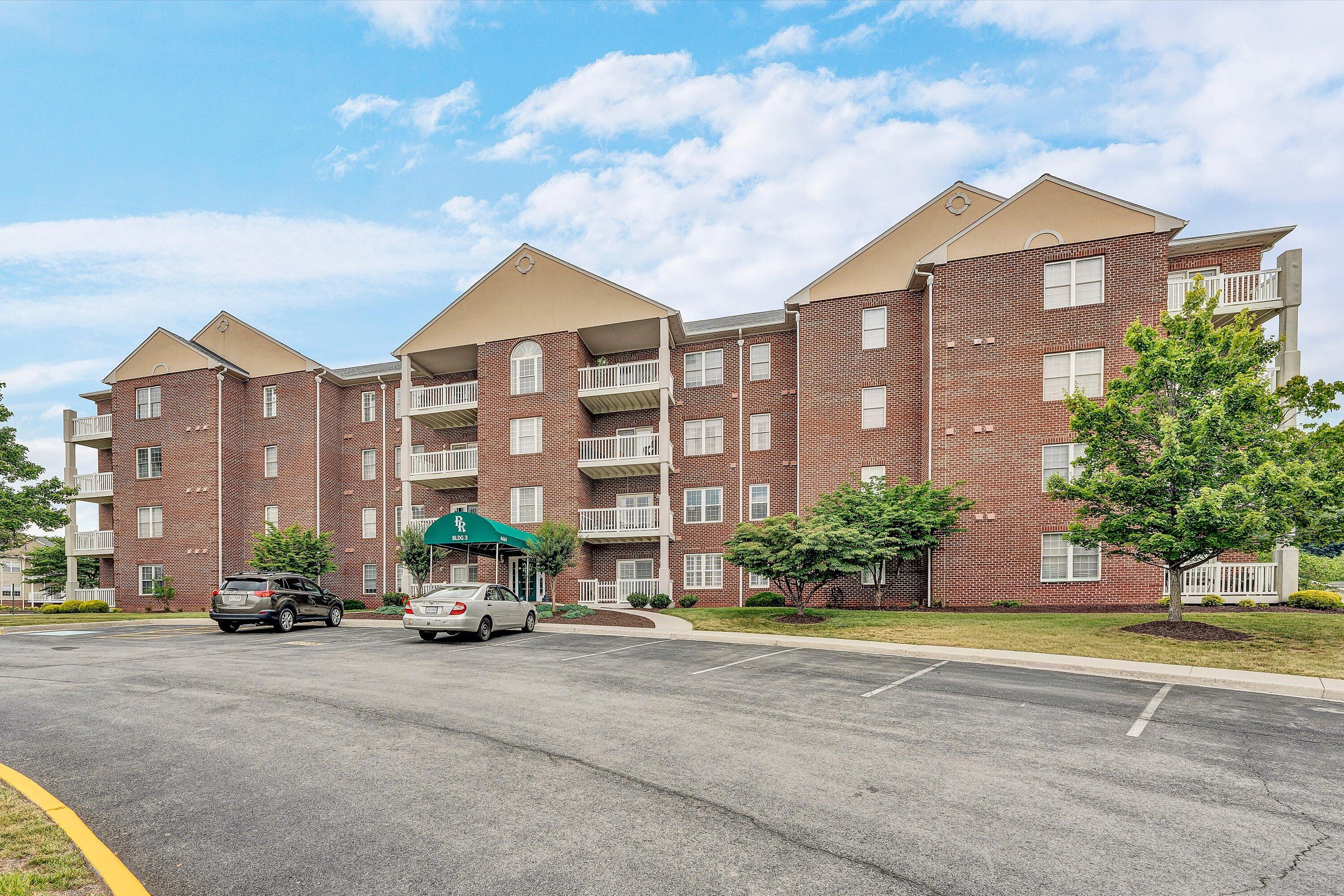 4444 Pheasant Ridge Road, Unit 206 Roanoke, VA 24014 - Photo 2 of 27 02-DSC00643