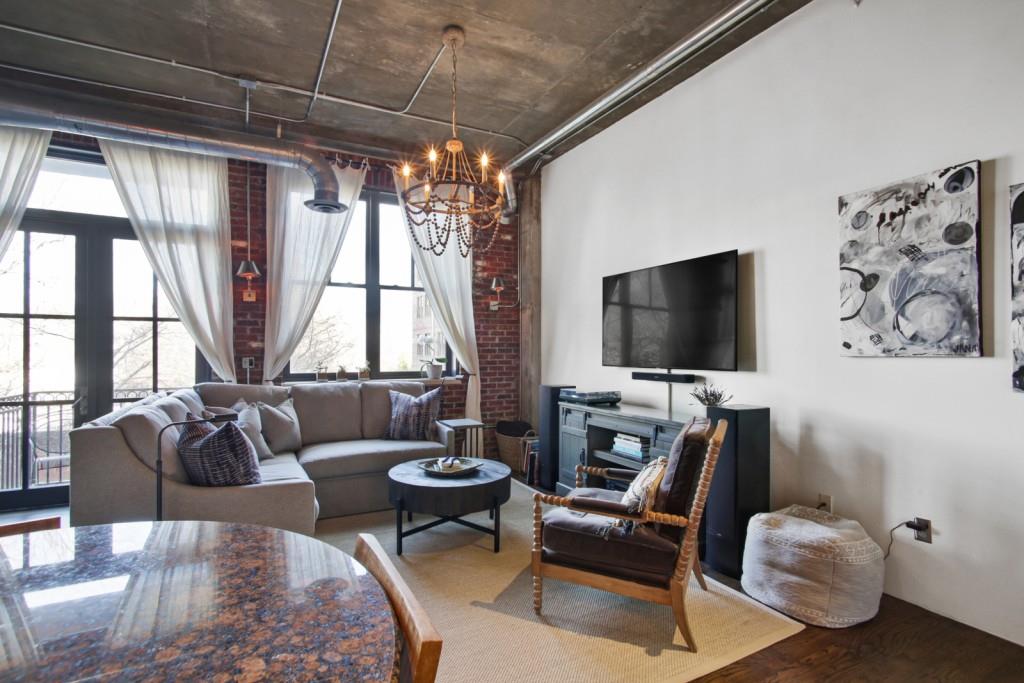 3235 Roswell Road Northeast, Unit 520 Atlanta, GA 30305 - Photo 2 of 29