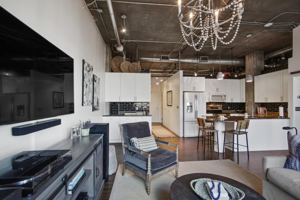 3235 Roswell Road Northeast, Unit 520 Atlanta, GA 30305 - Photo 6 of 29