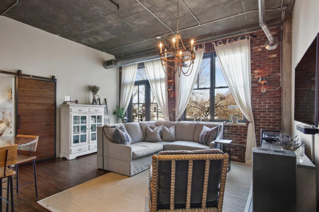 3235 Roswell Road Northeast, Unit 520 Atlanta, GA 30305 - Photo 7 of 29