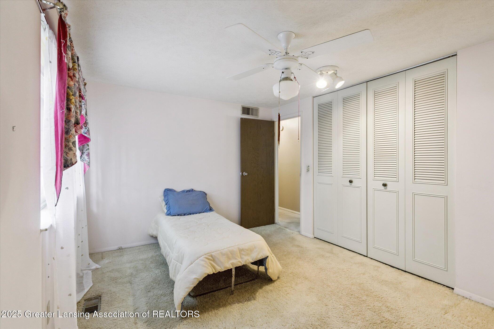 3024 Norwich Road Lansing, MI 48911 - Photo 22 of 38 24-3024-Norwich-Rd-Lansing-MI-48911-Wind