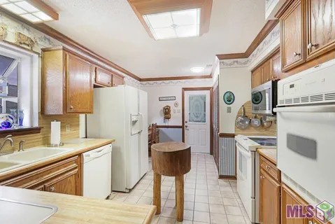 $257,000 | 15429 Chickamauga Avenue, Baton Rouge, LA 70817