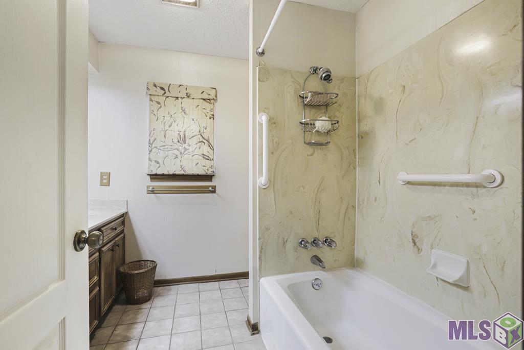 15429 Chickamauga Avenue Baton Rouge, LA 70817 - Photo 25 of 30