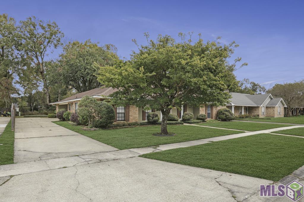 15429 Chickamauga Avenue Baton Rouge, LA 70817 - Photo 3 of 30