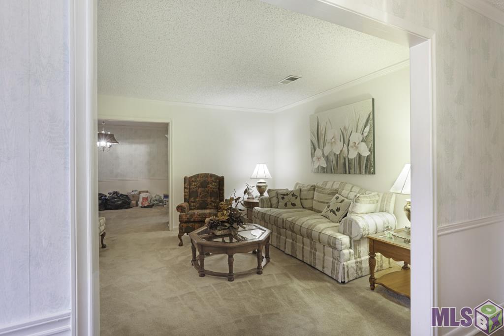 15429 Chickamauga Avenue Baton Rouge, LA 70817 - Photo 7 of 30