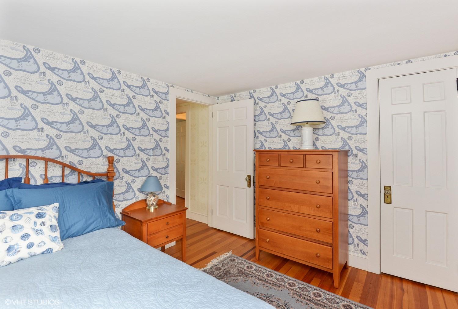 91 Park Avenue Centerville, MA 02632 - Photo 13 of 20 13_91ParkAve_153001_2ndBedroom_MLSuse_15