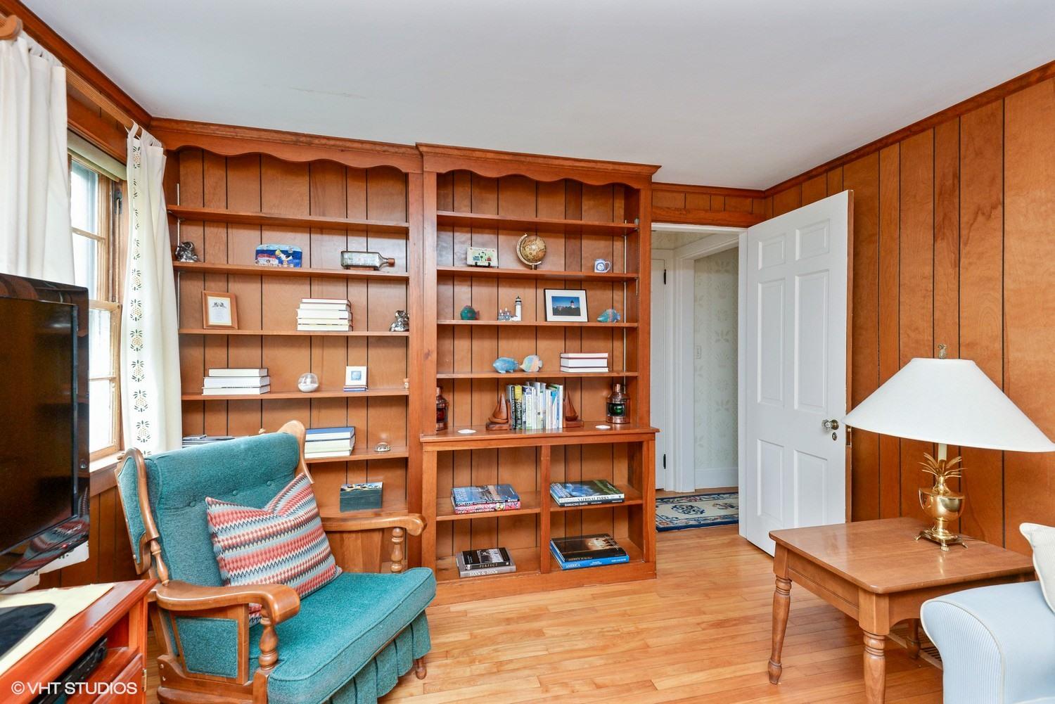 91 Park Avenue Centerville, MA 02632 - Photo 8 of 20 08_91ParkAve_53001_Den_MLSuse_1500x1500