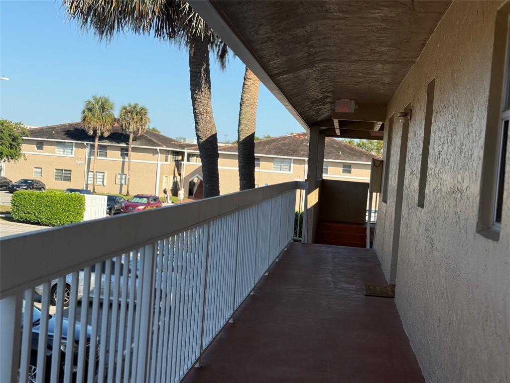 9930 Twin Lakes Drive, Unit 7L Coral Springs, FL 33071 - Photo 38 of 39