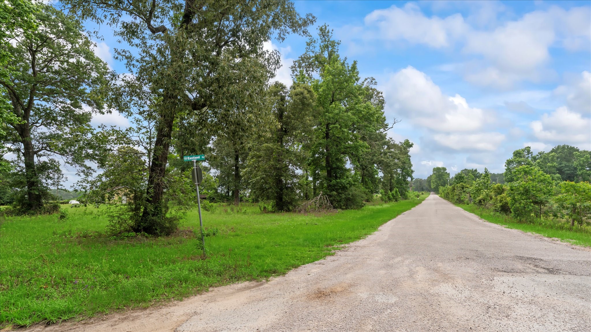 2760 Stringtown Road Shepherd, TX 77371 - Photo 41 of 46 a view of a park with a tree in the background