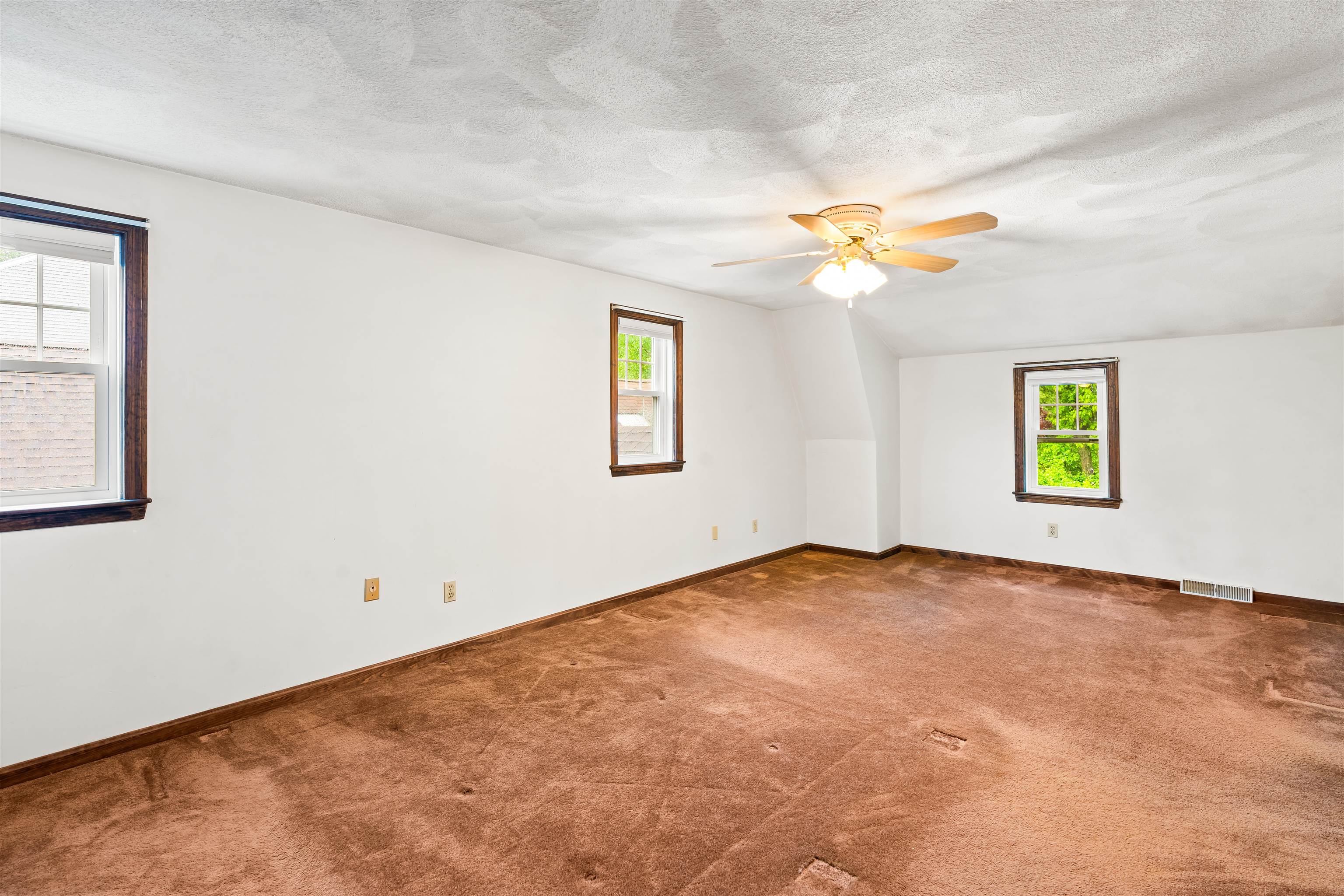 18 Shadwell Road Nashua, NH 03062 - Photo 19 of 48