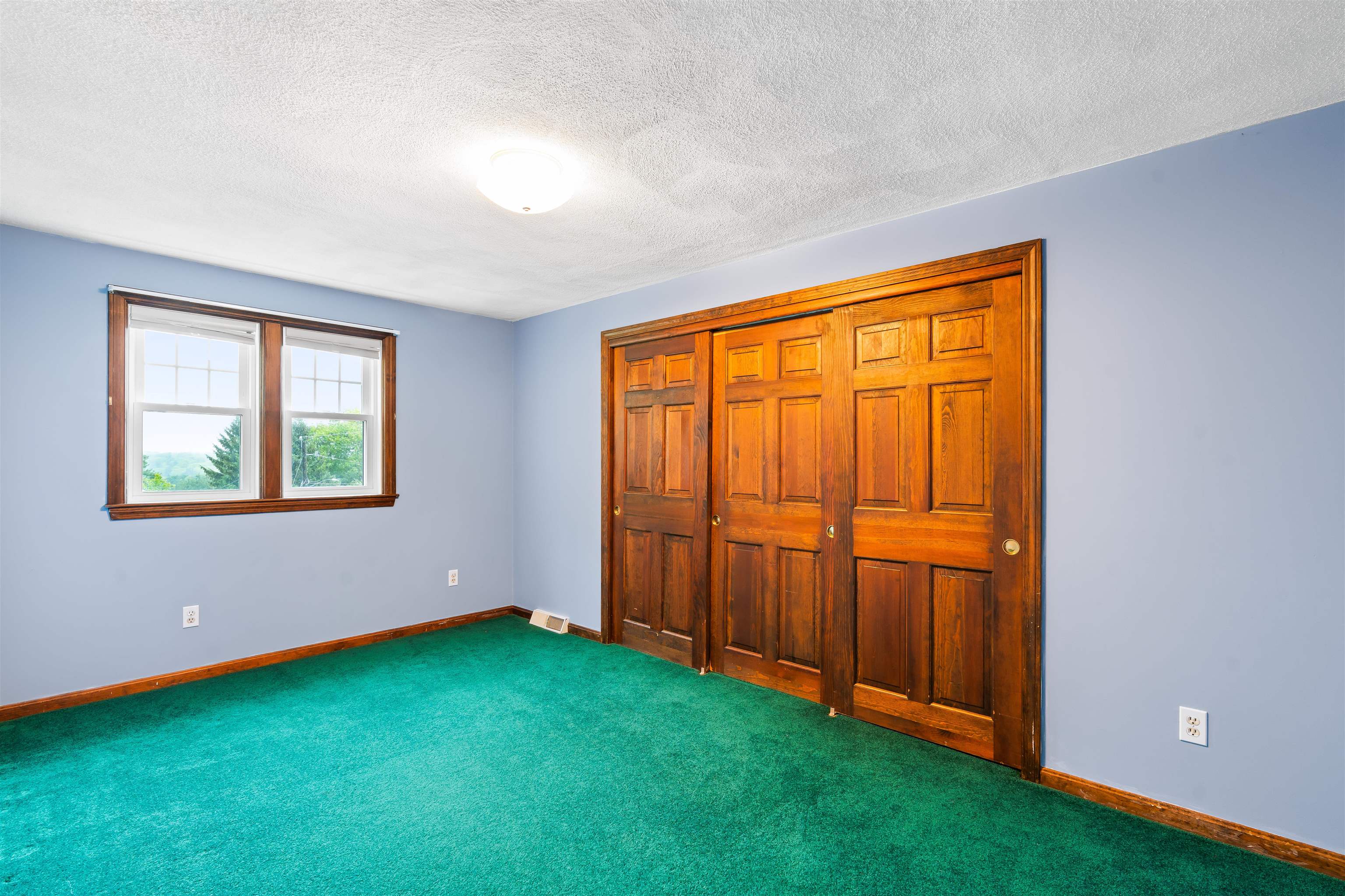 18 Shadwell Road Nashua, NH 03062 - Photo 22 of 48