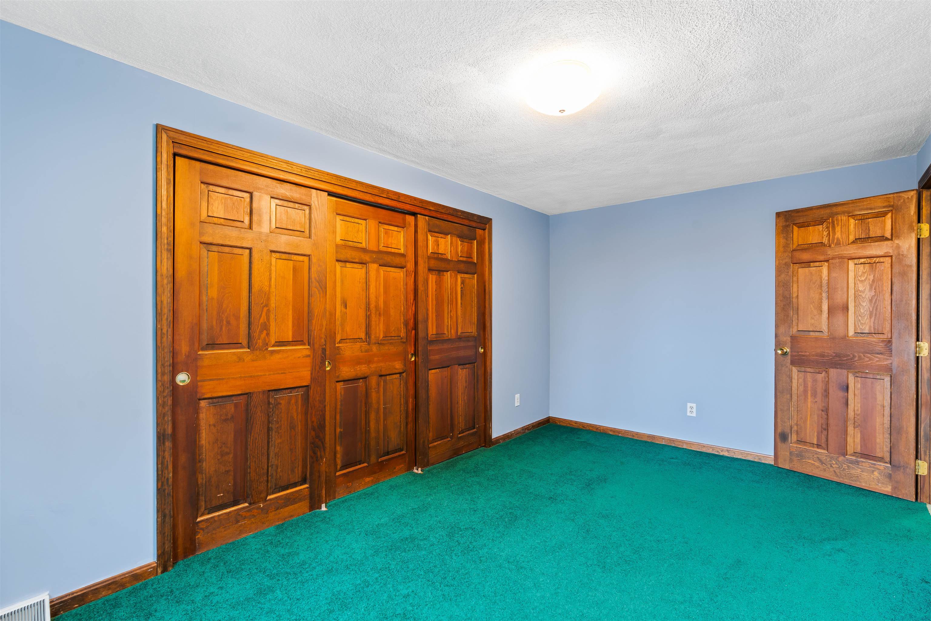 18 Shadwell Road Nashua, NH 03062 - Photo 24 of 48